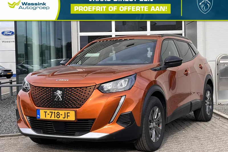 Peugeot e-2008 (2023)