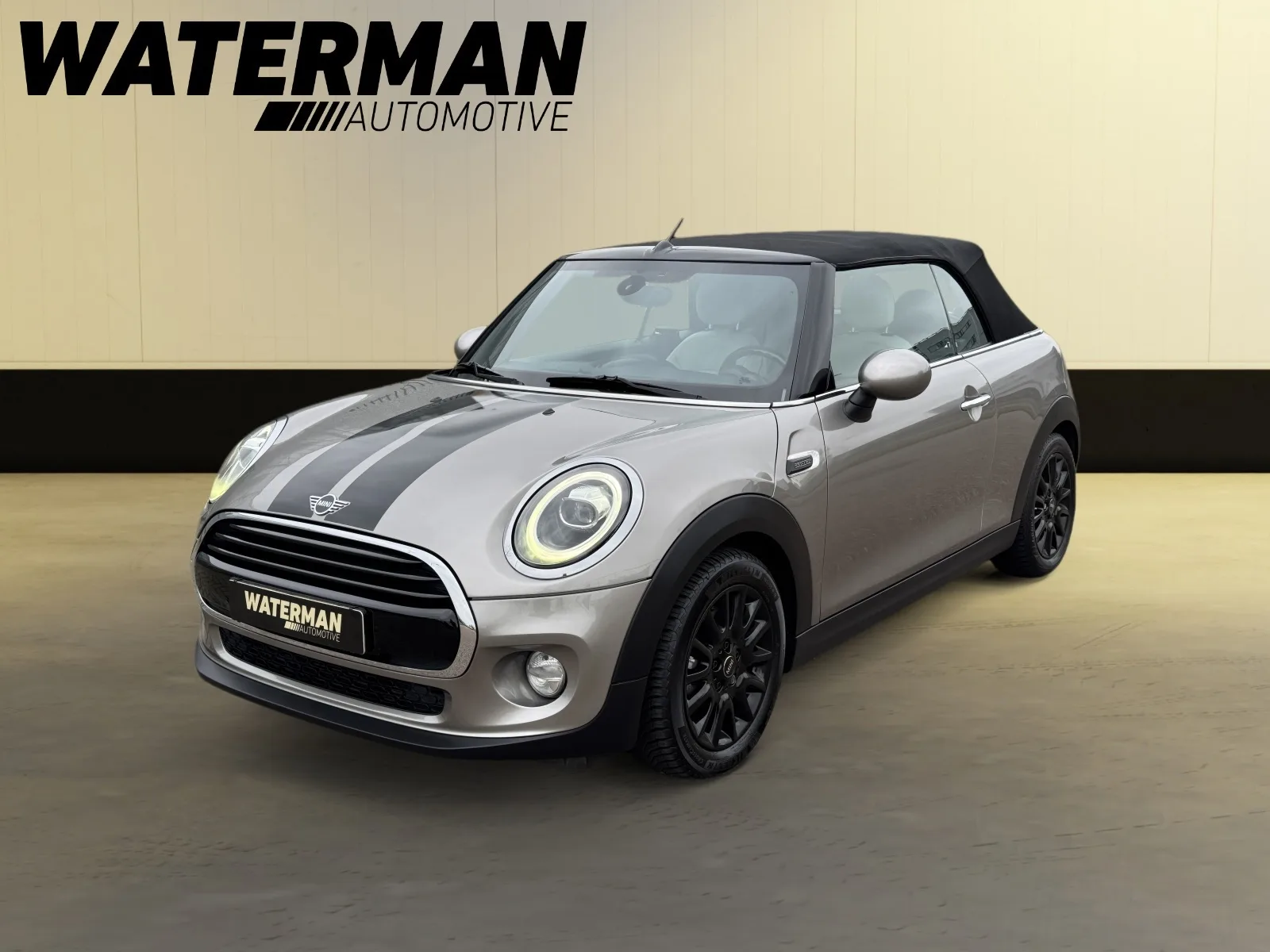 MINI Cabrio (2019) — foto 1