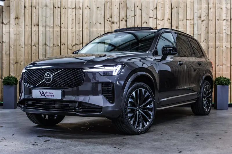 Volvo XC90 (2025)