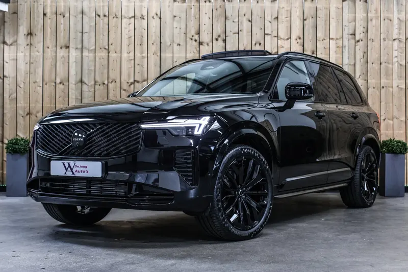 Volvo XC90 (2025)