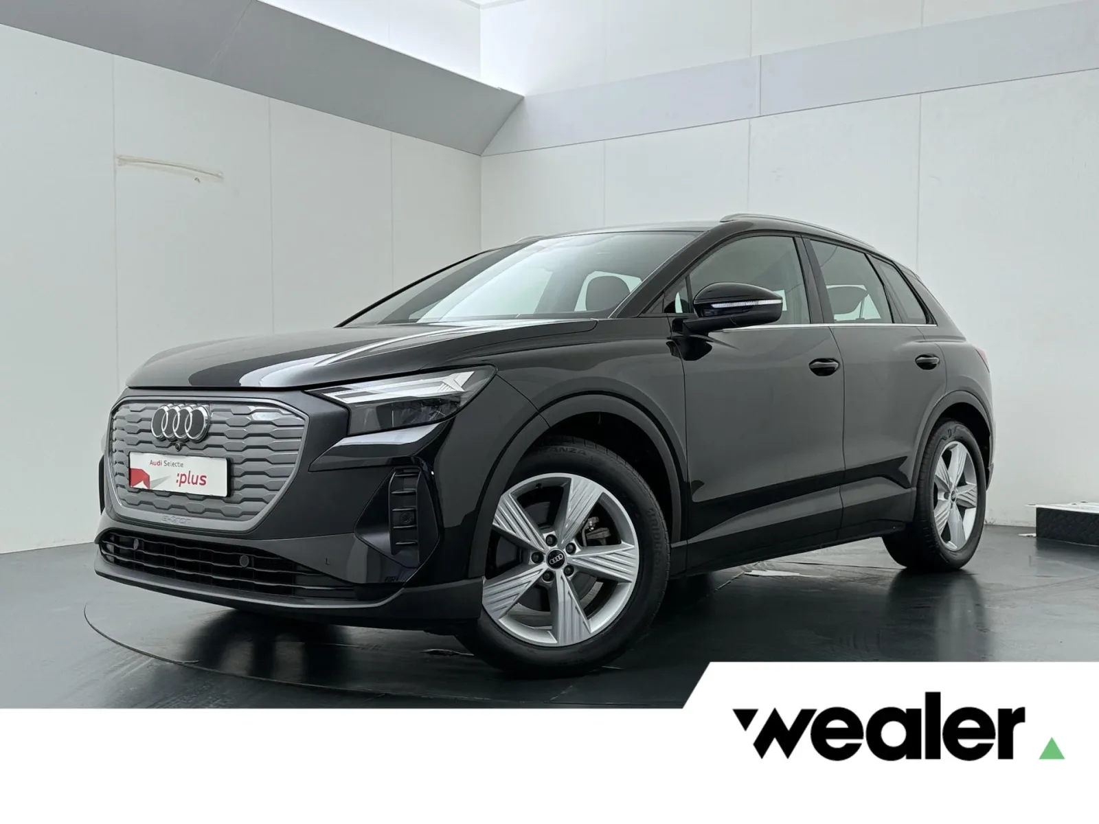 Audi Q4 e-tron (2021) — foto 1