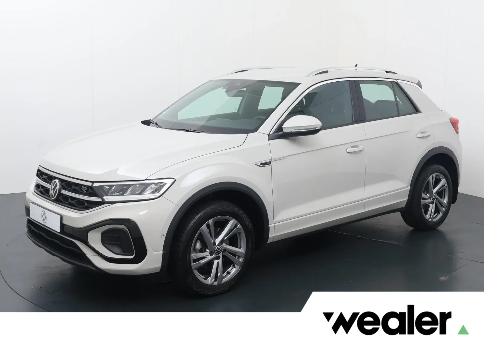 Volkswagen T-Roc (2024) — foto 1