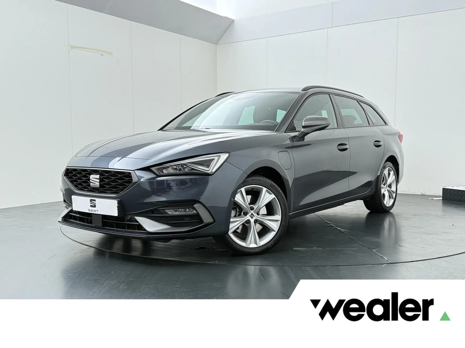 SEAT Leon Sportstourer (2024) — foto 1