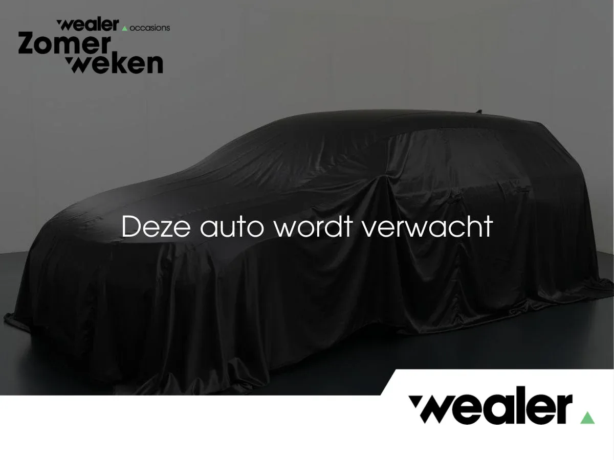 Volkswagen Golf (2023) — foto 1