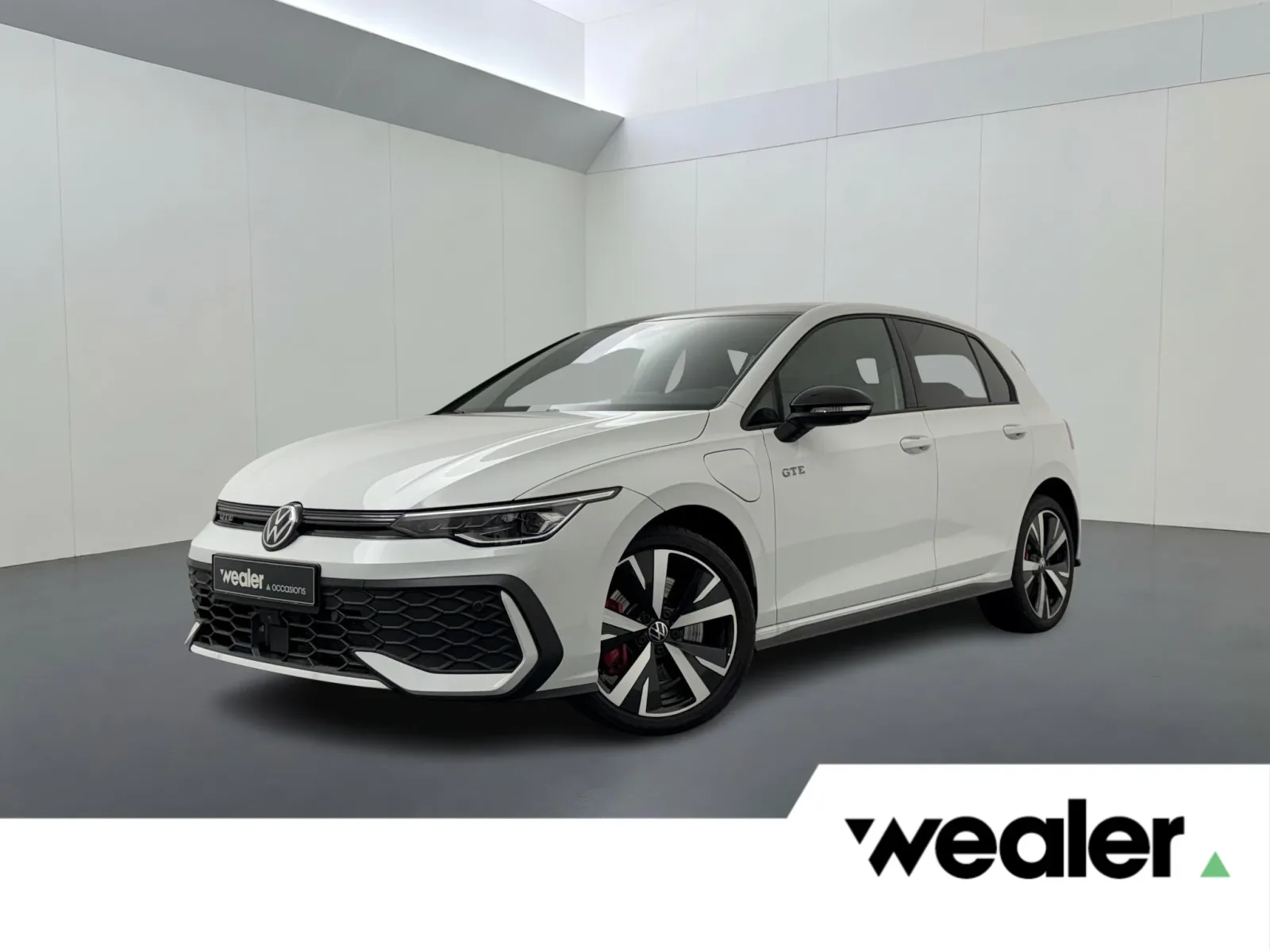 Volkswagen Golf (2025) — foto 1