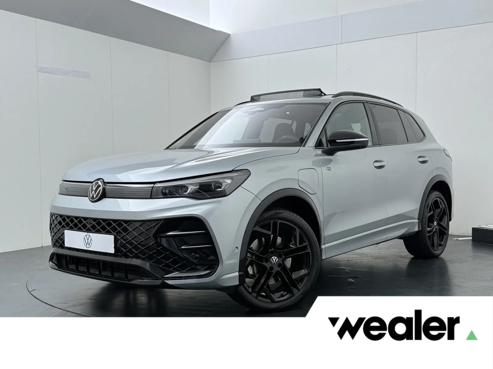 Volkswagen Tiguan (2025) — foto 1
