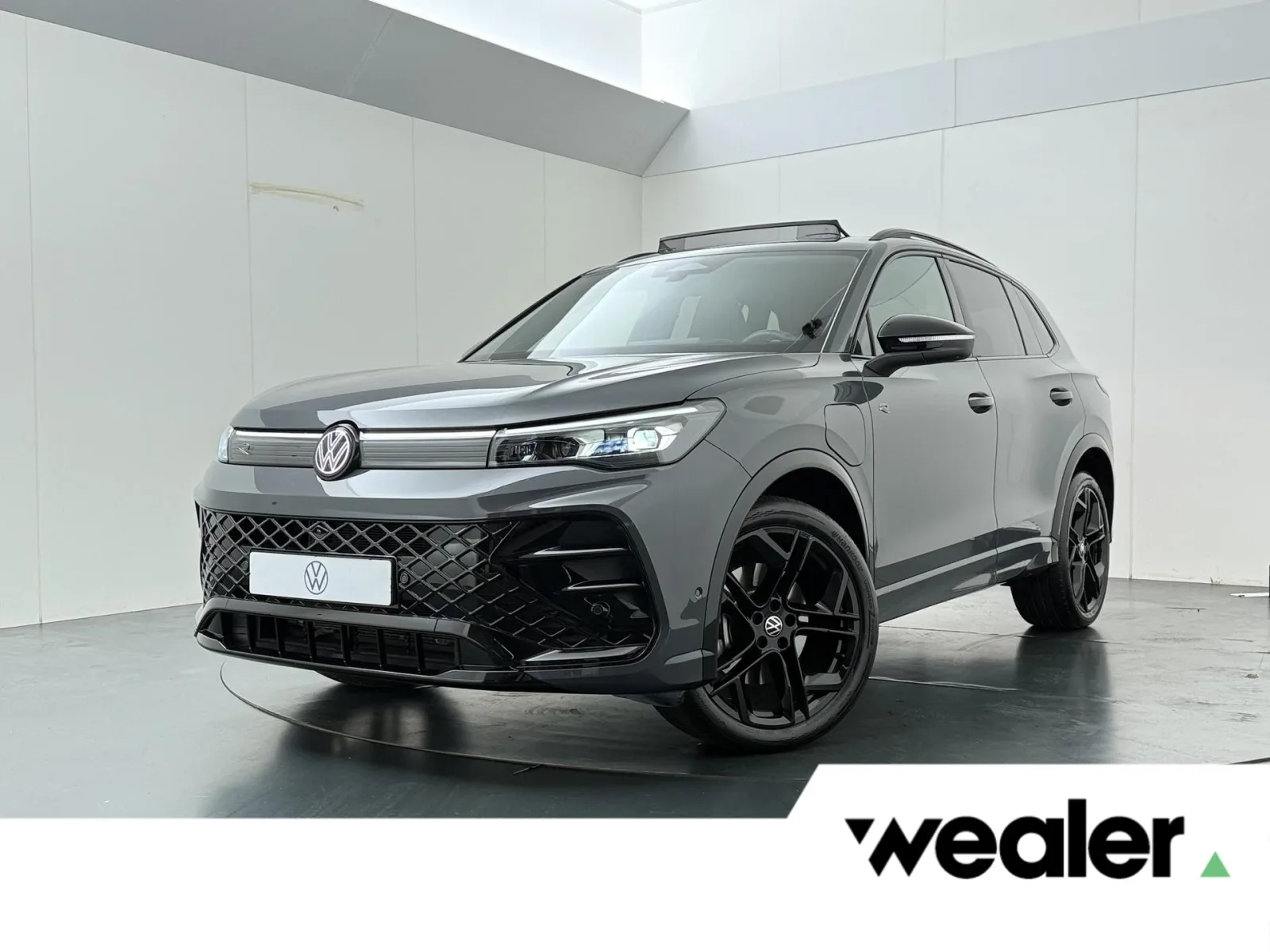 Volkswagen Tiguan (2025) — foto 1