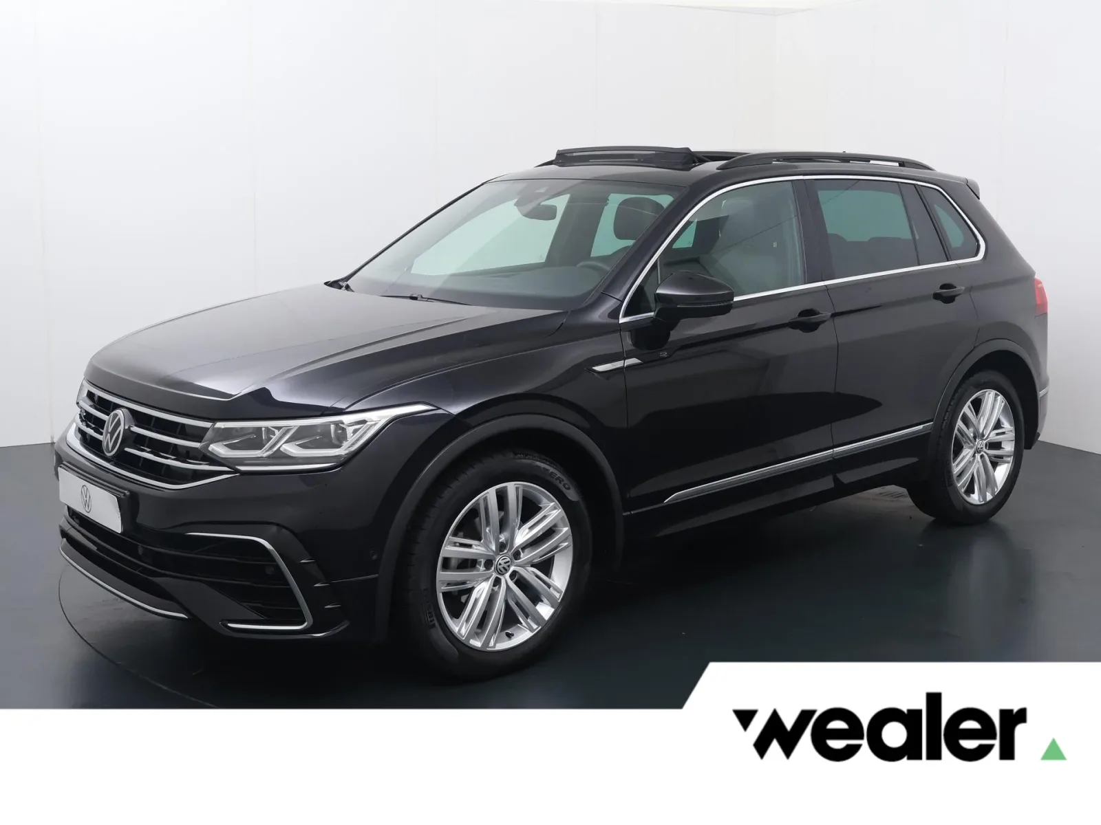 Volkswagen Tiguan (2022) — foto 1