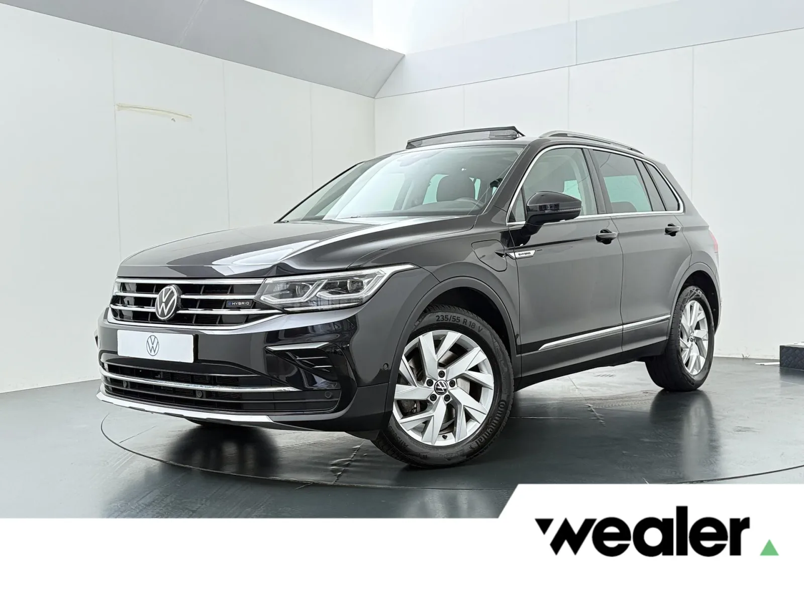 Volkswagen Tiguan (2023) — foto 1