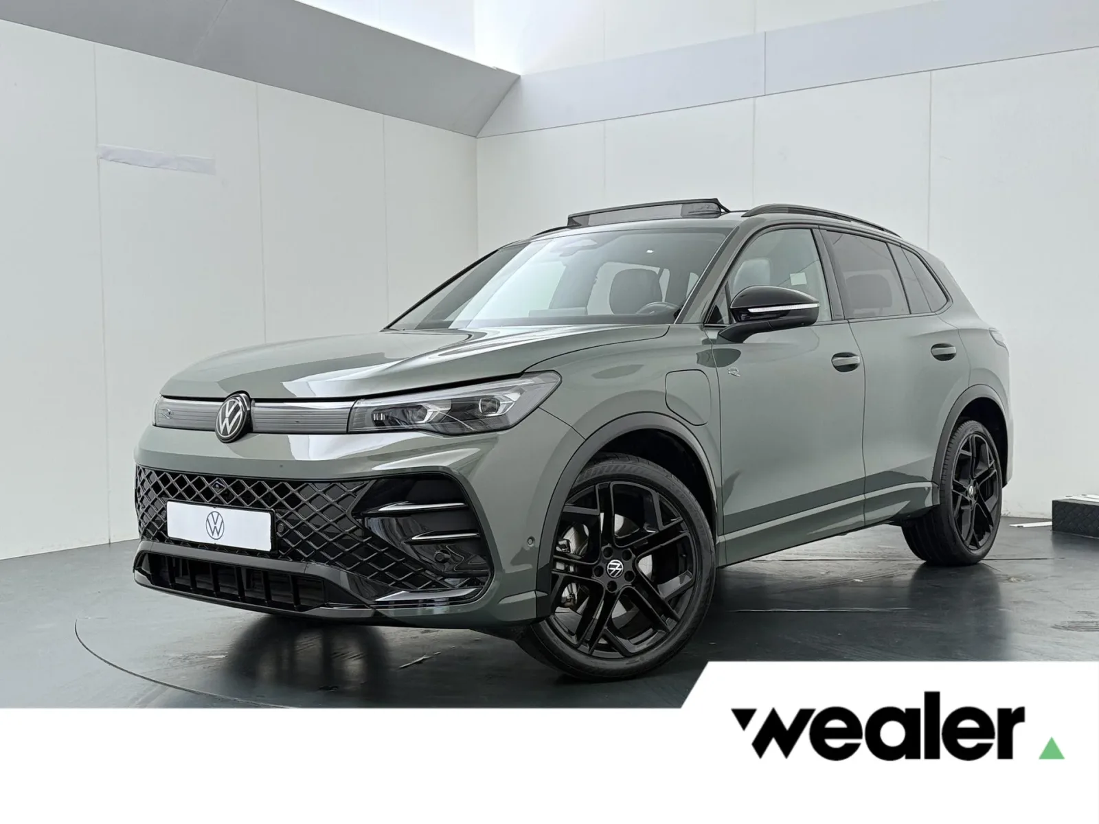 Volkswagen Tiguan (2025) — foto 1