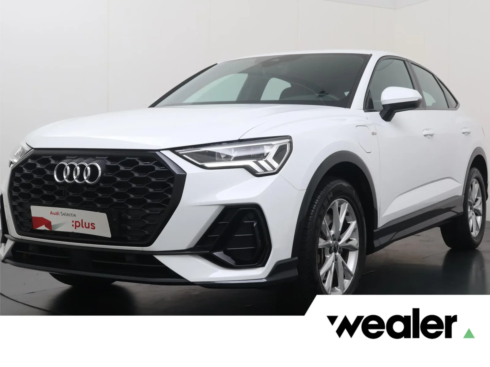 Audi Q3 Sportback (2023) — foto 1