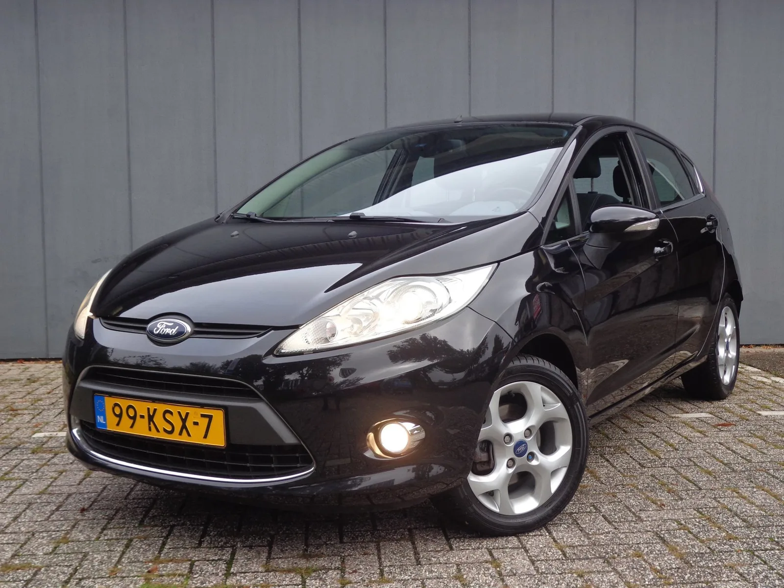 Ford Fiesta (2010) — foto 1