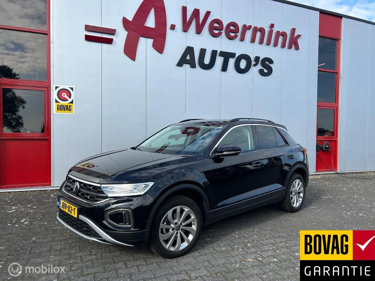 Volkswagen T-Roc (2023) — foto 1