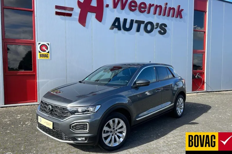Volkswagen T-Roc (2022)