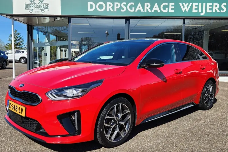 Kia ProCeed (2021)