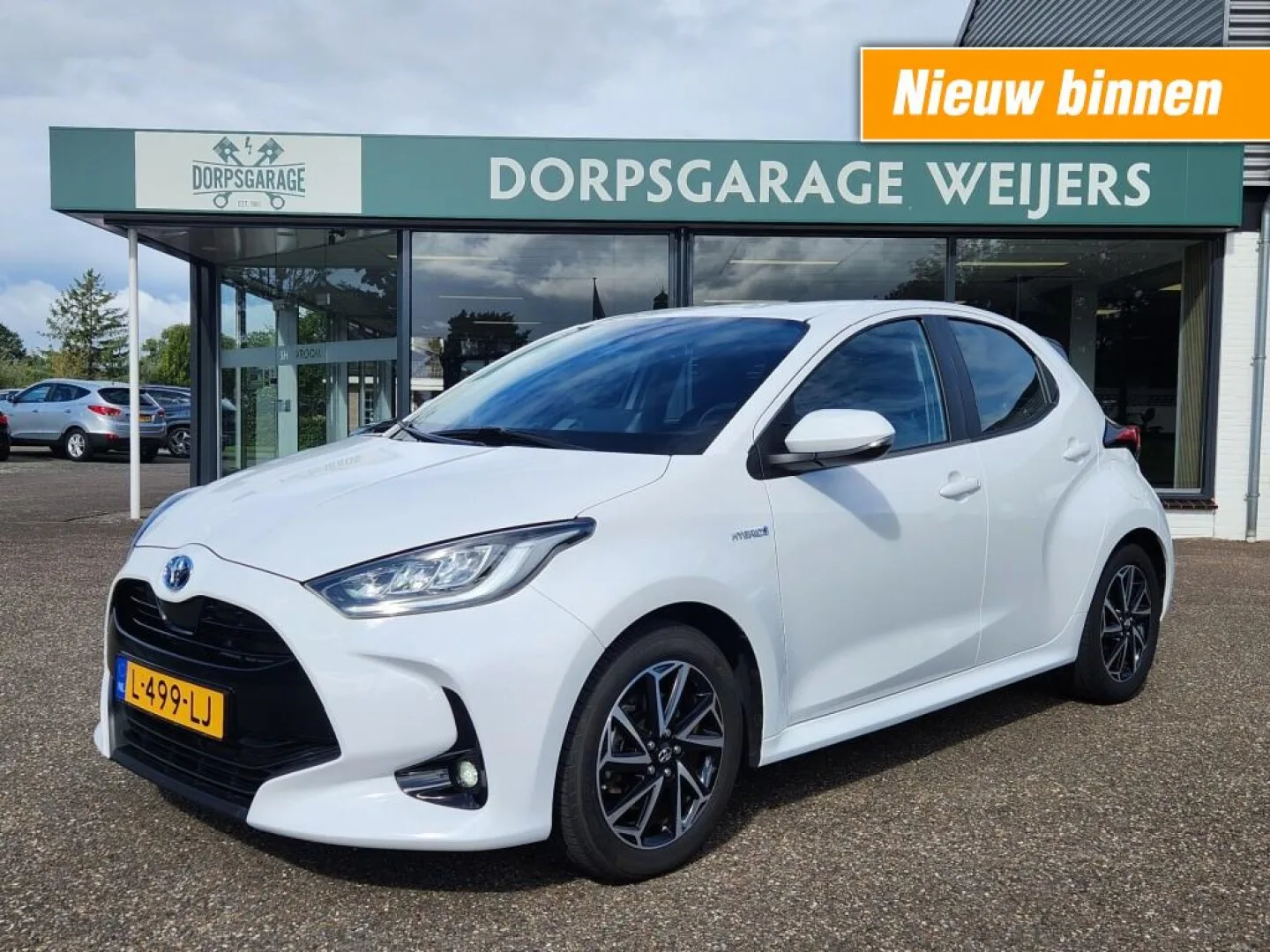 Toyota Yaris (2021) — foto 1