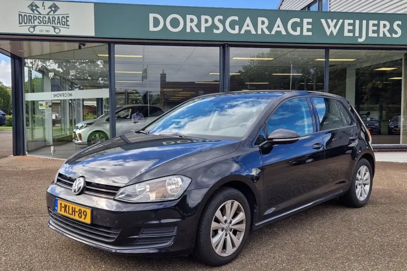 Volkswagen Golf (2013)