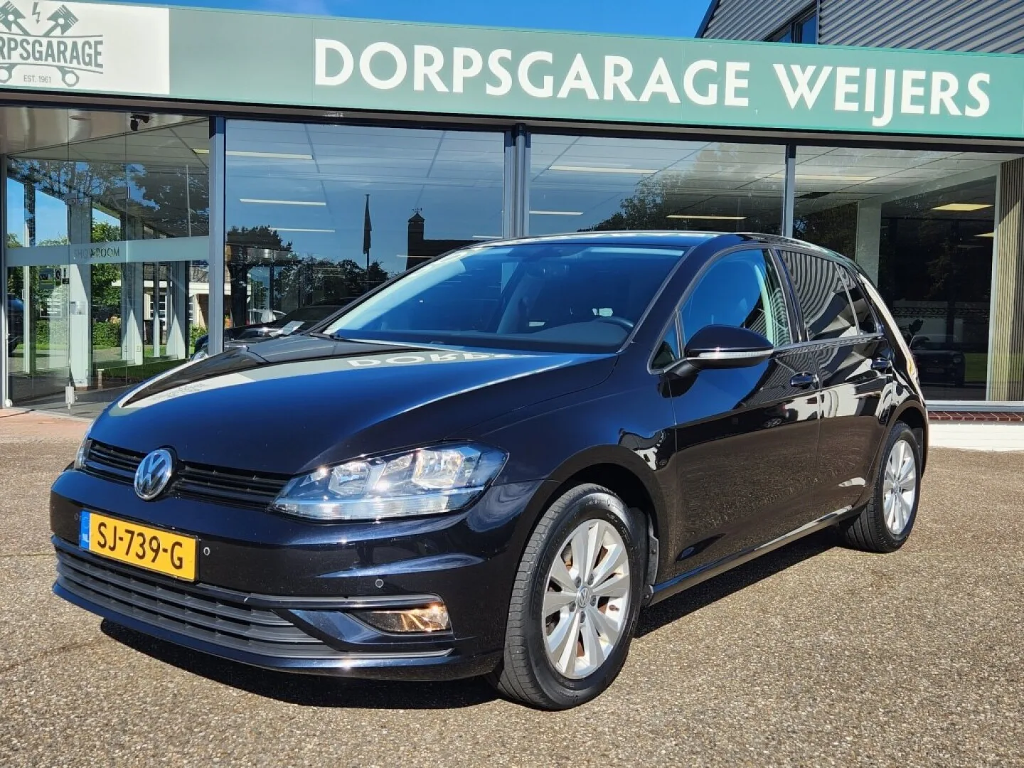 Volkswagen Golf (2018) — foto 1