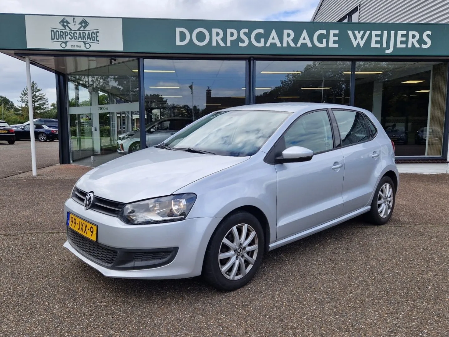 Volkswagen Polo (2009) — foto 1