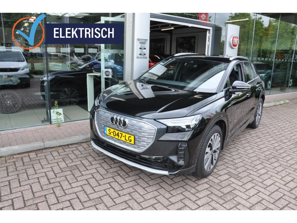 Audi Q4 e-tron (2023) — foto 1