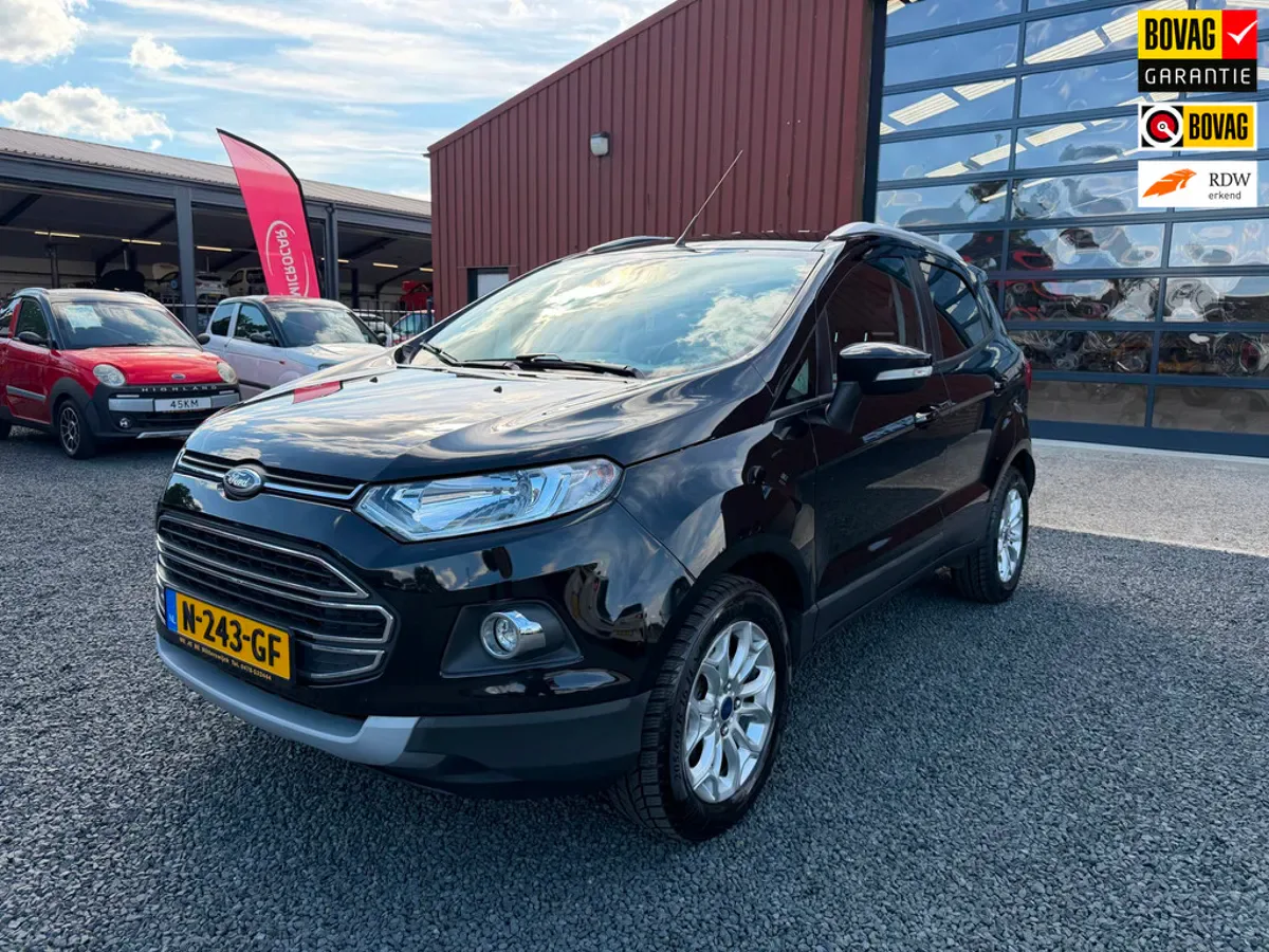 Ford EcoSport (2016) — foto 1