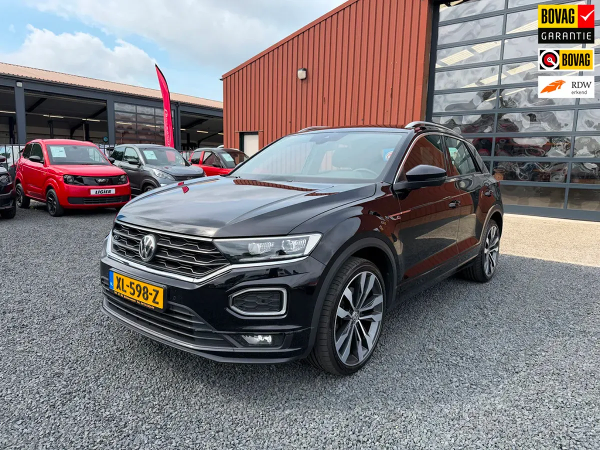 Volkswagen T-Roc (2019) — foto 1