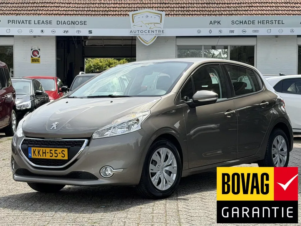 Peugeot 208 (2015) — foto 1