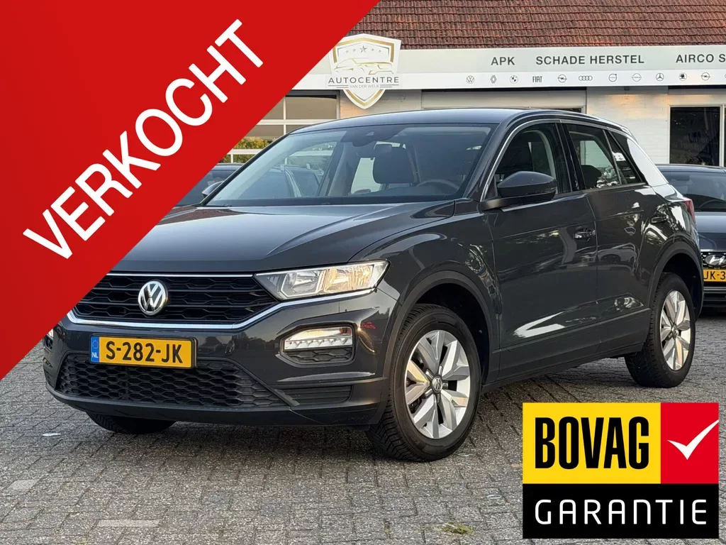 Volkswagen T-Roc (2019) — foto 1