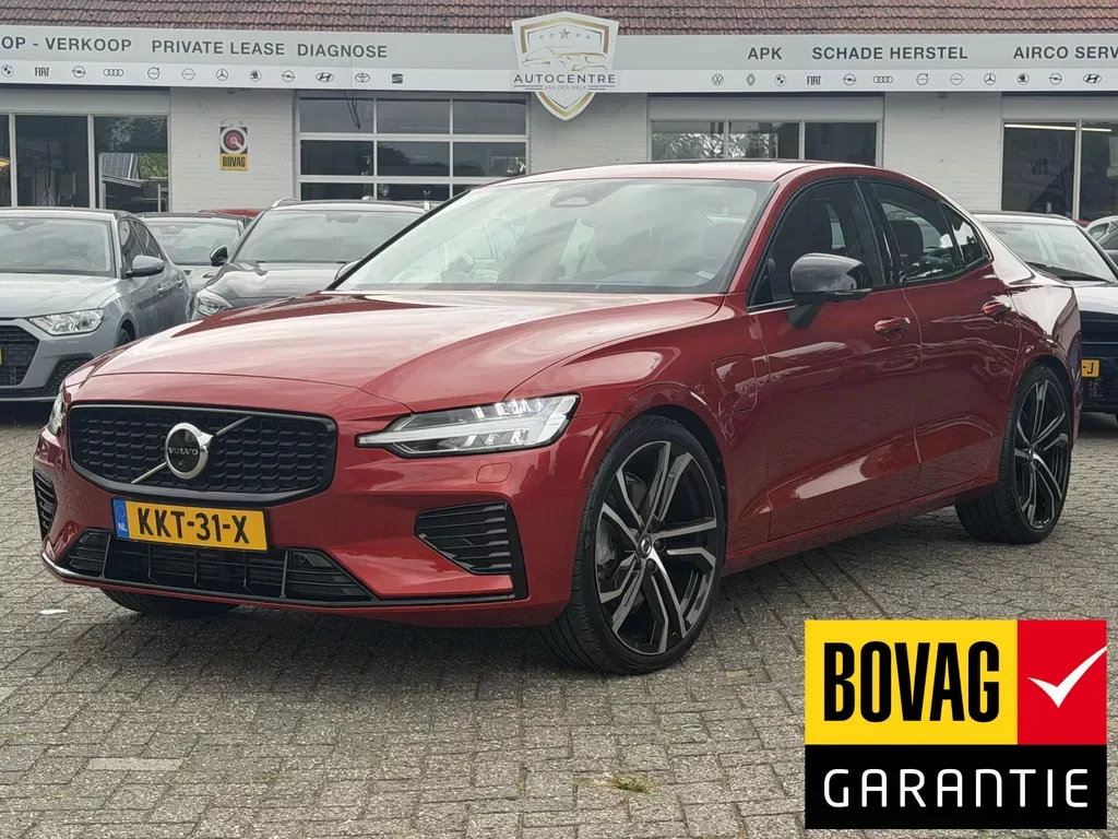 Volvo S60 (2023) — foto 1