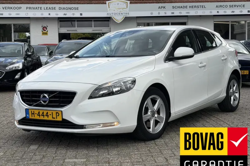 Volvo V40 (2015)