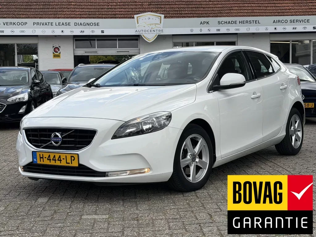 Volvo V40 (2015) — foto 1
