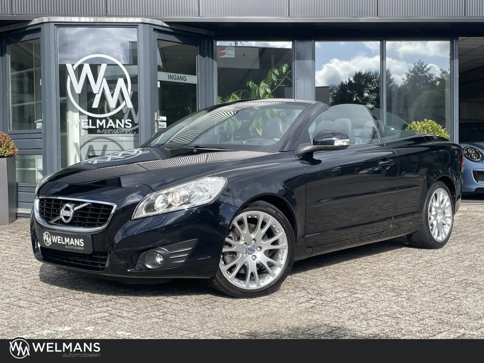 Volvo C70 (2011) — foto 1