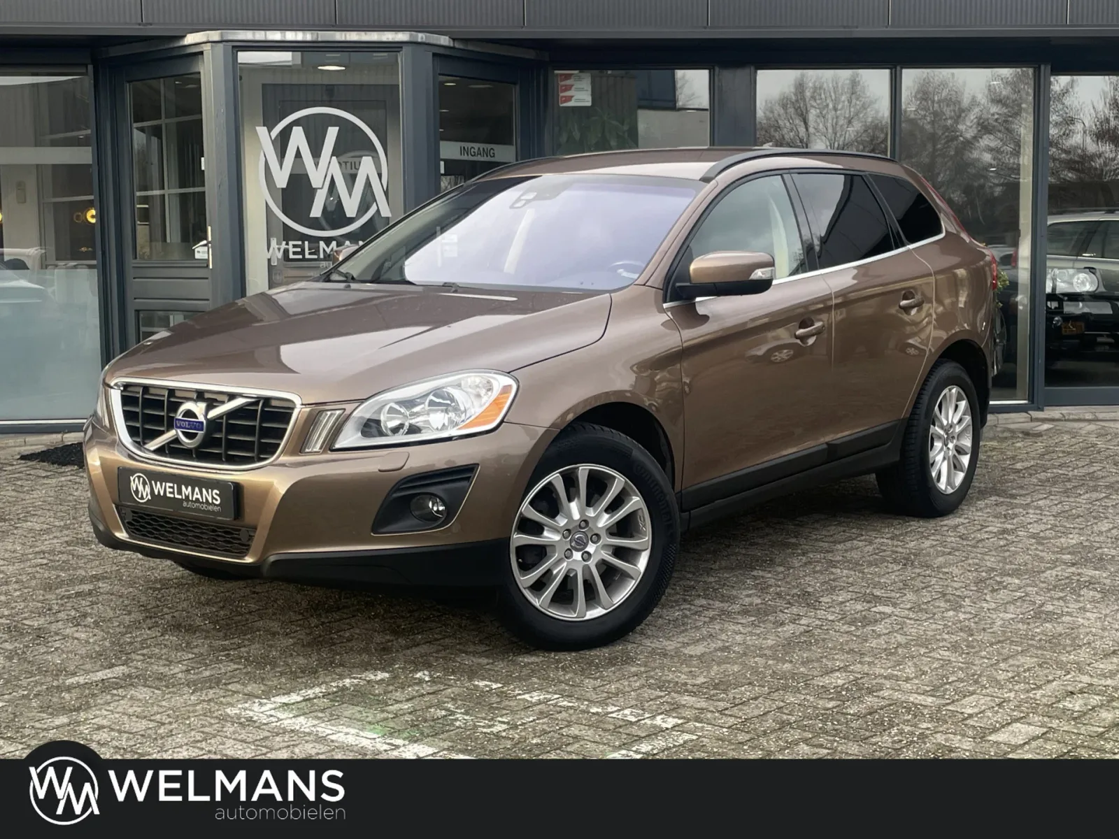 Volvo XC60 (2009) — foto 1
