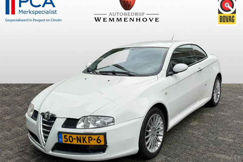 Alfa Romeo GT (2010)