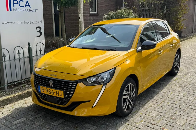 Peugeot 208 (2022)