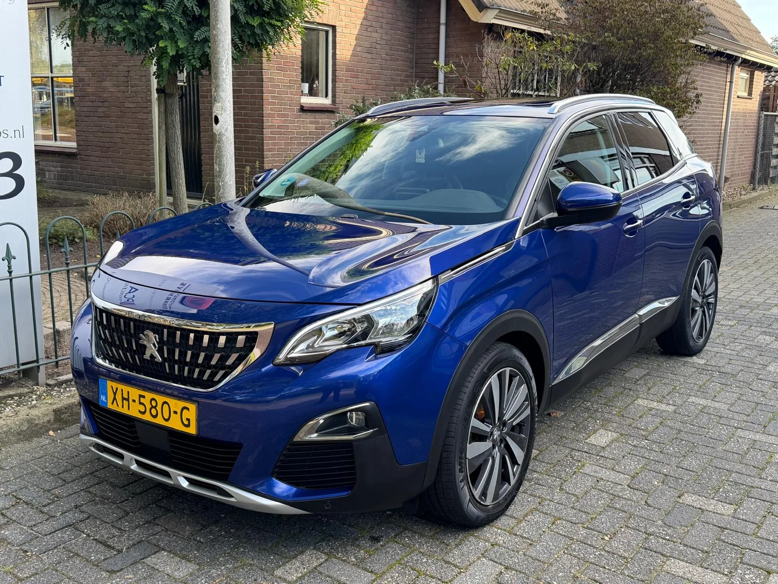 Peugeot 3008 (2019) — foto 1