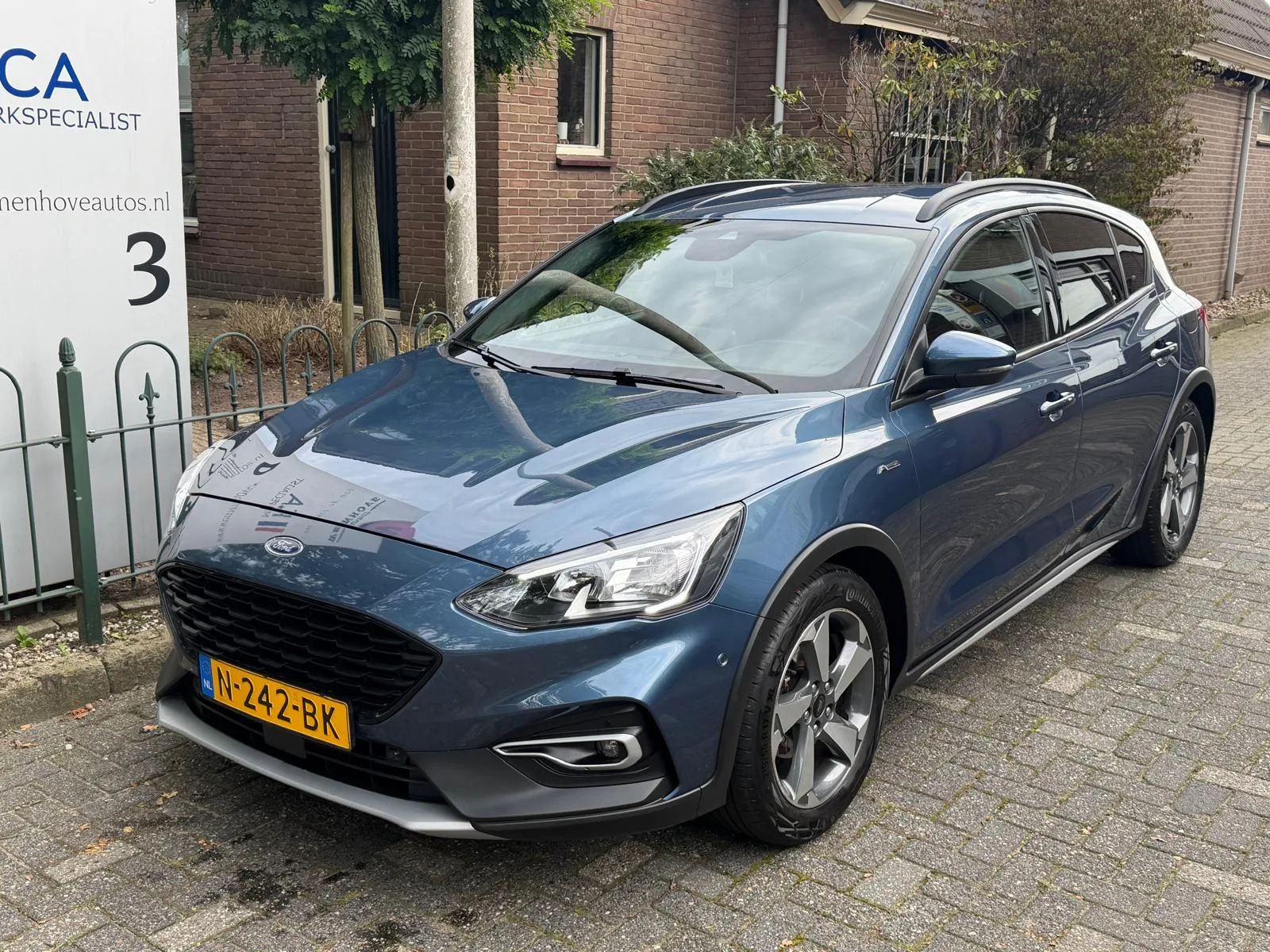 Ford Focus (2021) — foto 1