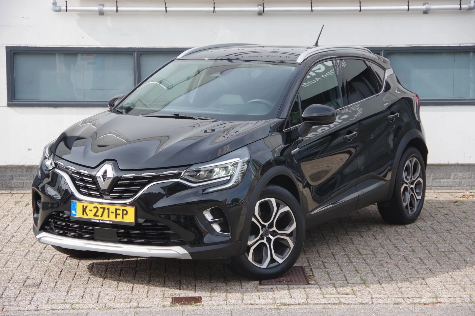 Renault Captur (2020) — foto 1