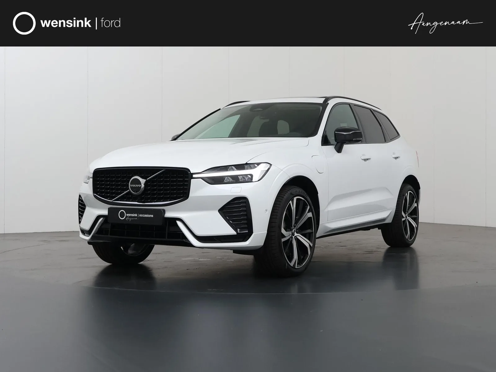 Volvo XC60 (2025) — foto 1