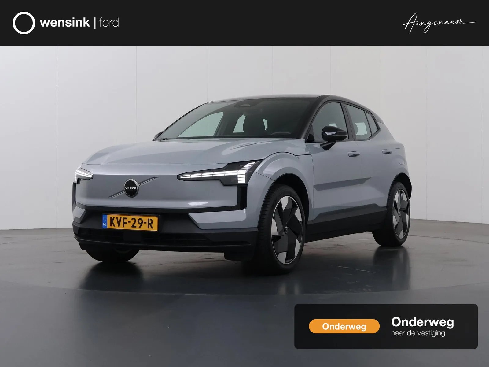 Volvo EX30 (2024) — foto 1