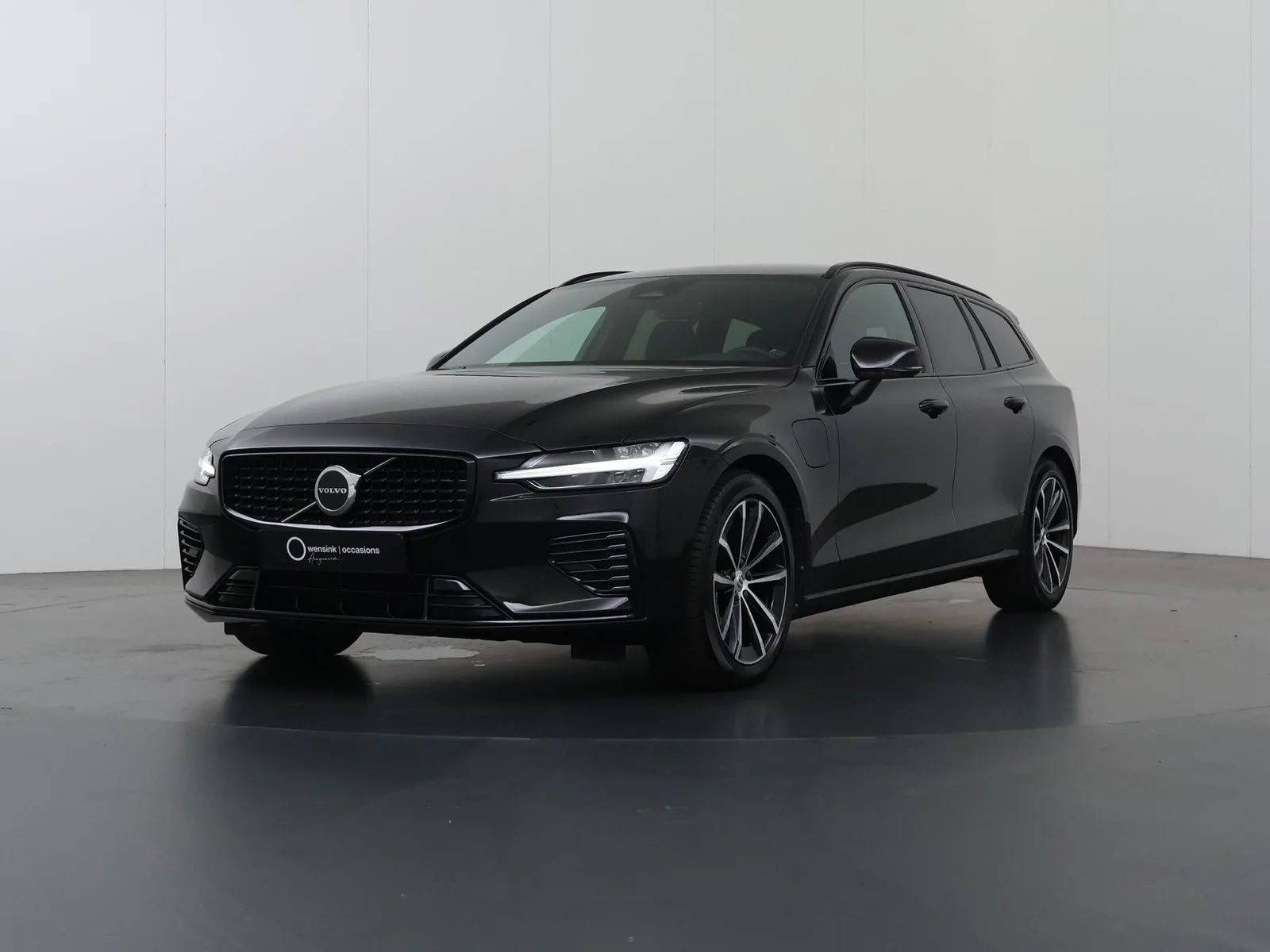 Volvo V60 (2024) — foto 1