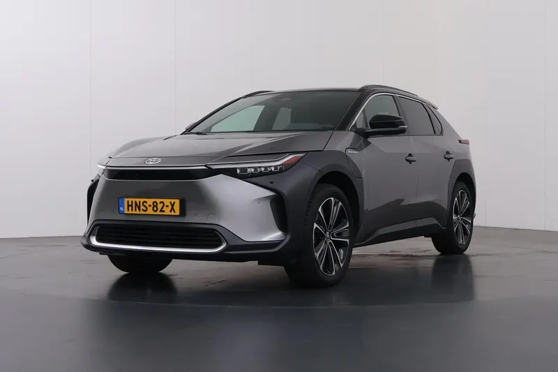 Toyota bZ4X (2022)