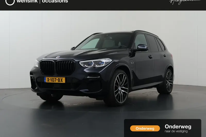 BMW X5 (2022)