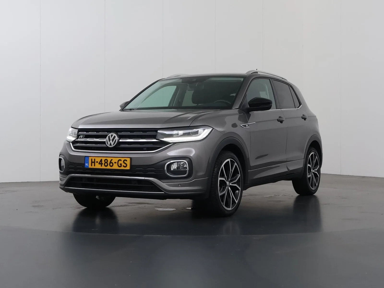 Volkswagen T-Cross (2019) — foto 1