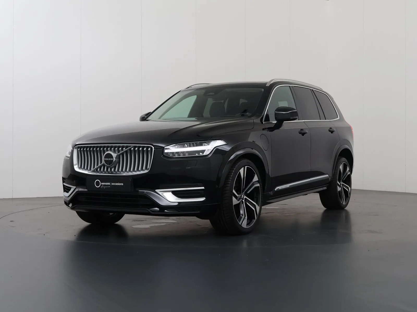 Volvo XC90 (2024) — foto 1
