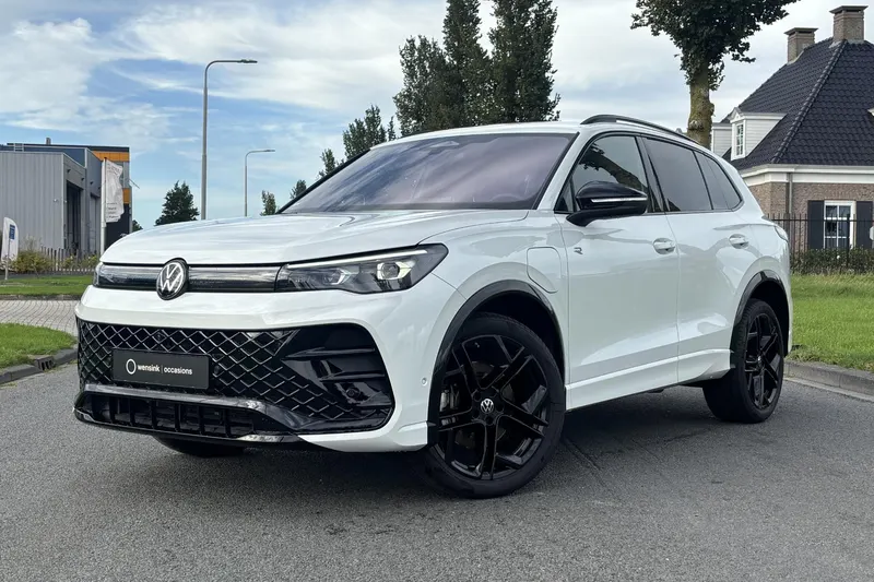 Volkswagen Tiguan (2025)