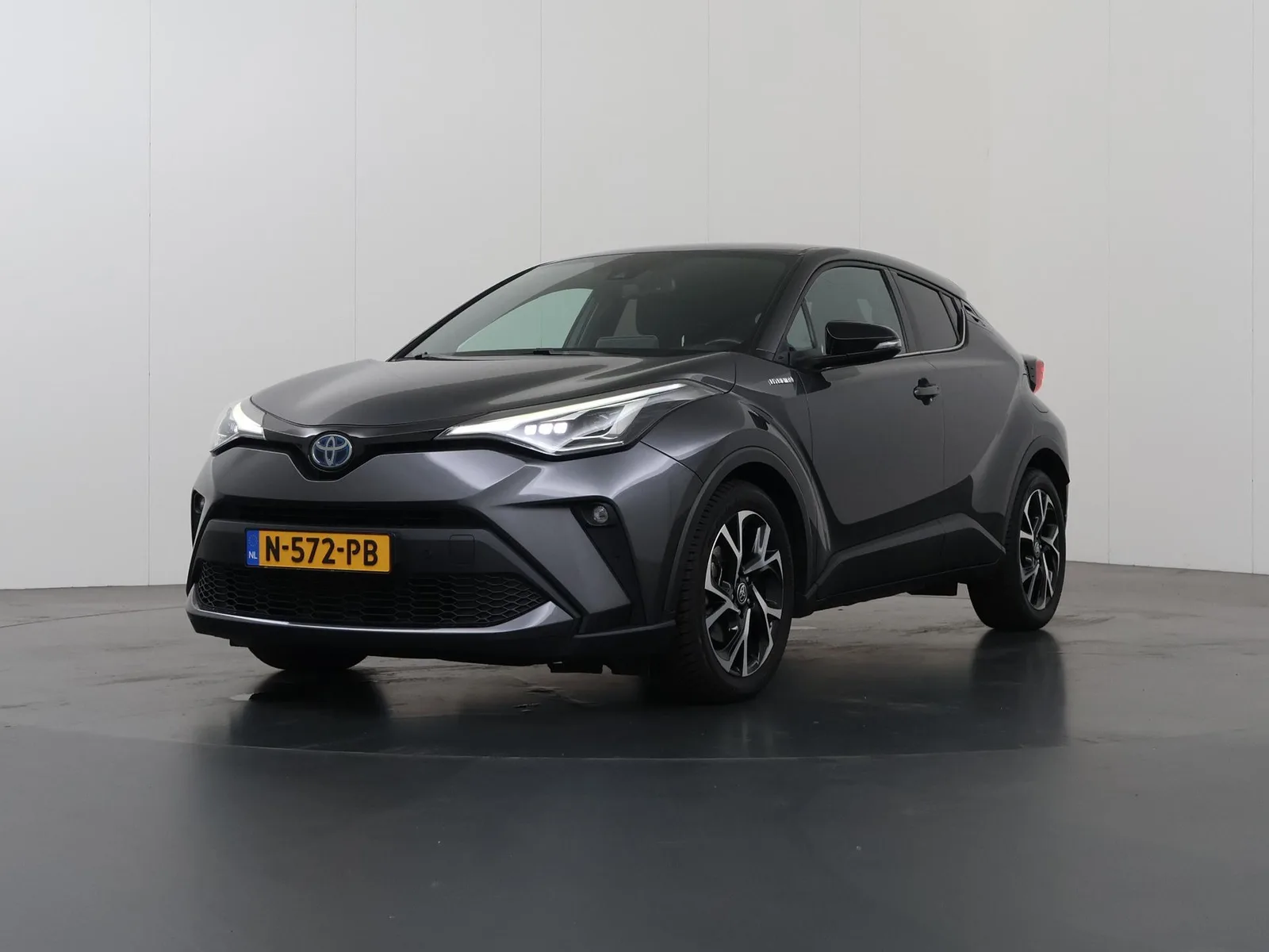 Toyota C-HR (2020) — foto 1