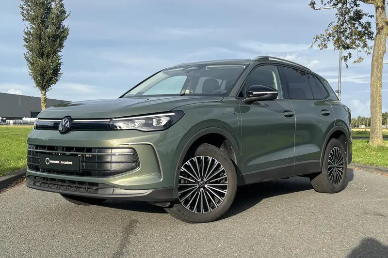 Volkswagen Tiguan (2025)