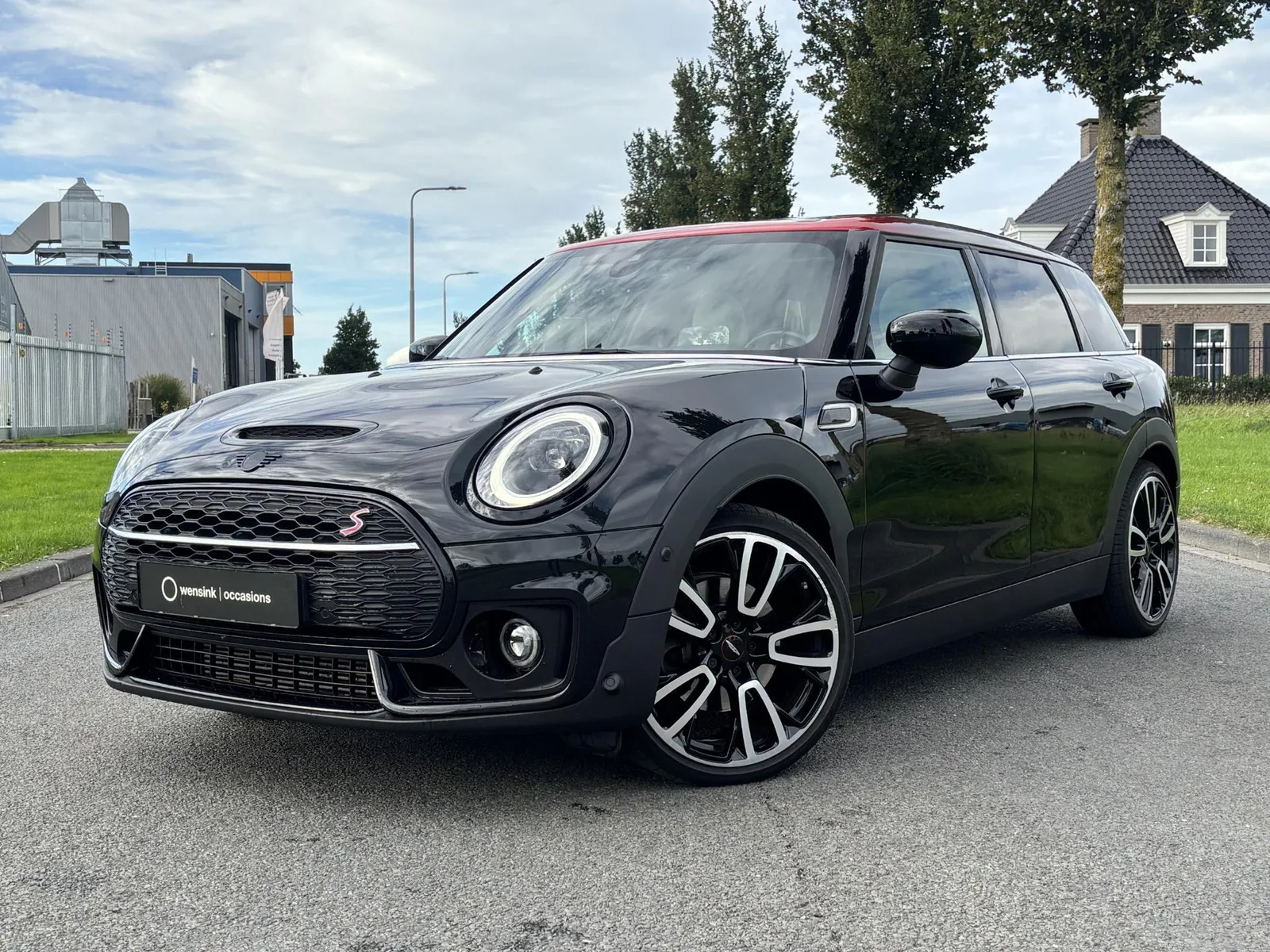 MINI Clubman (2023) — foto 1