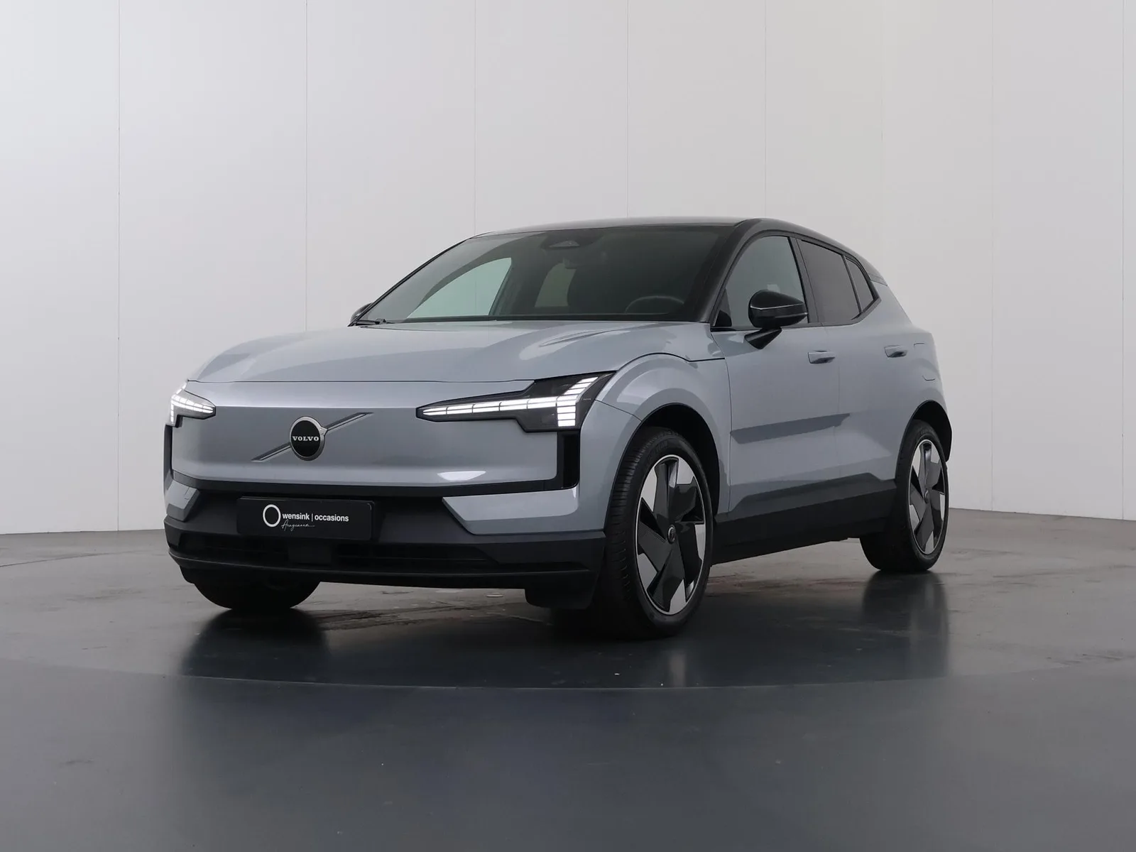 Volvo EX30 (2026) — foto 1